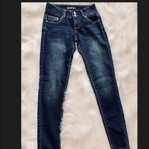 🎉Two for $10🎉Jeans dark wash size 1 juniors BBJ